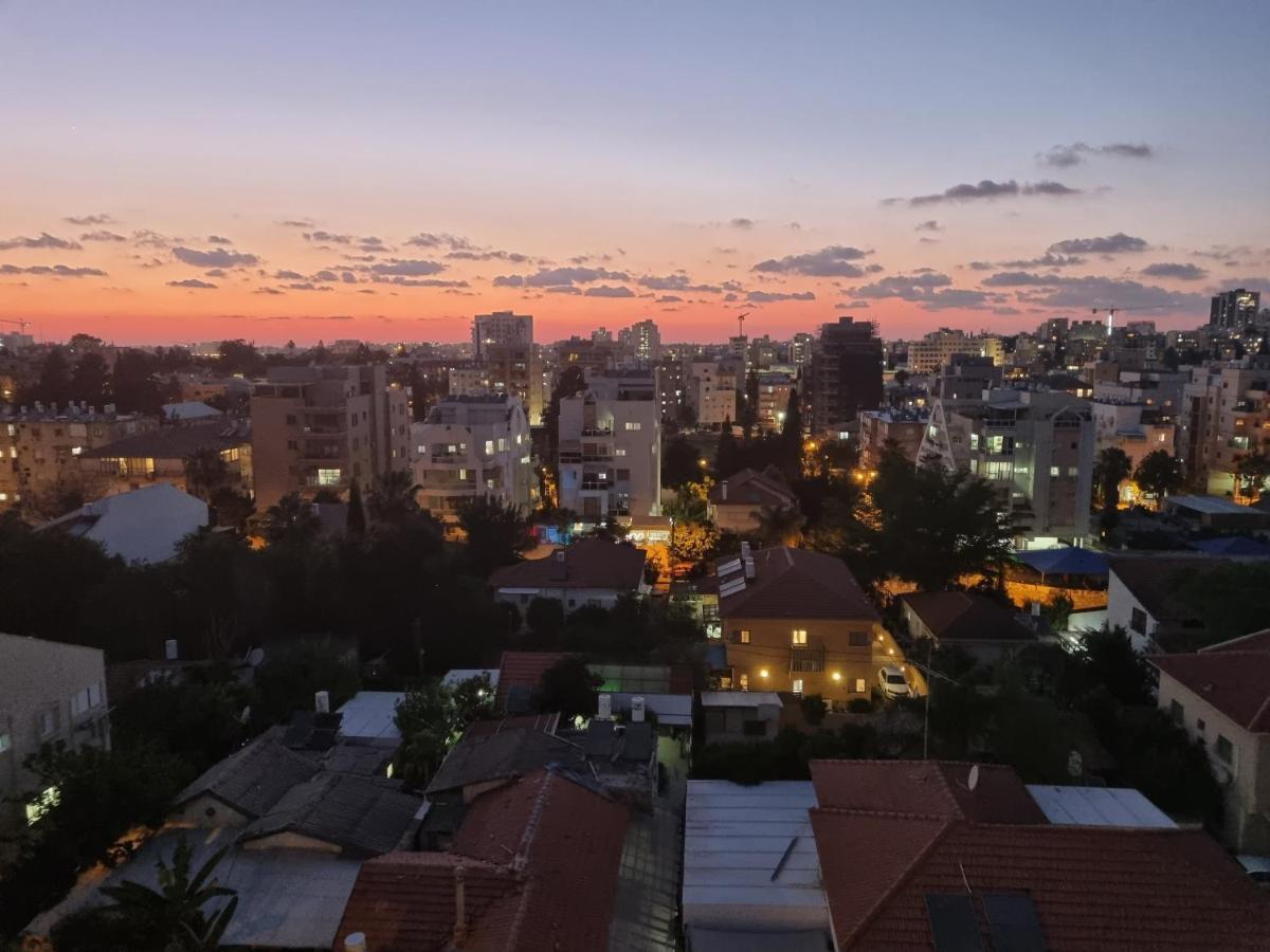 Penthouse In The City Apartment Rehovot Bagian luar foto