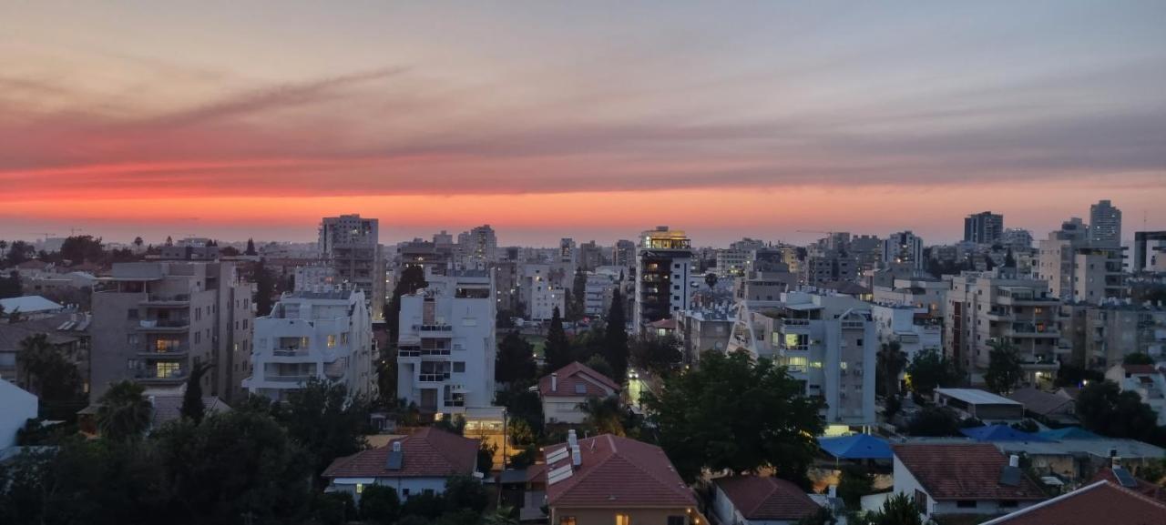 Penthouse In The City Apartment Rehovot Bagian luar foto